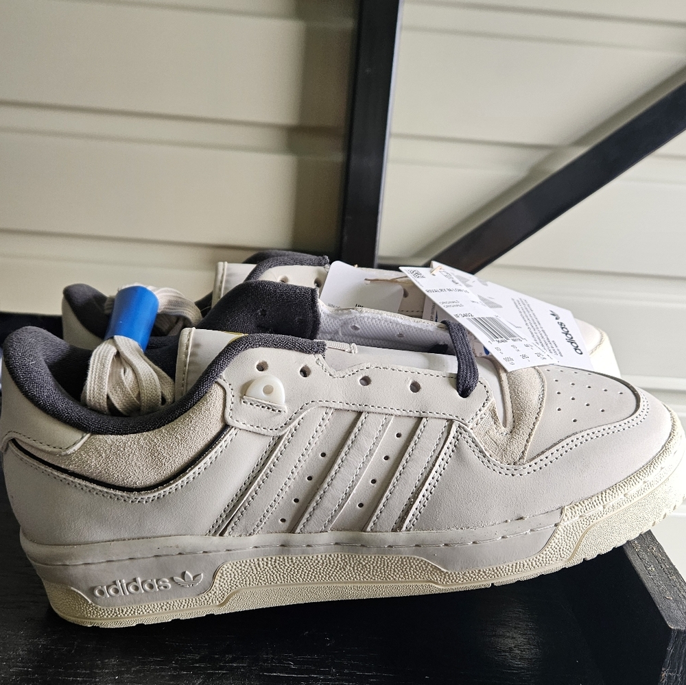 Adidas Mens Shoes "Rivalry" size 10
